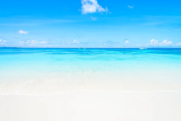 Hermosa playa tropical — Foto de Stock