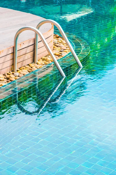 Stairpool merdiven havuz yakınındaki