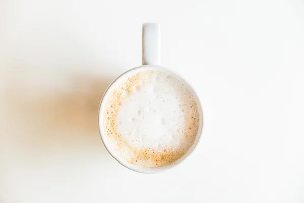 Tasse à café sur table blanche — Photo