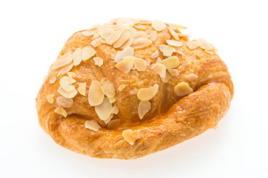 Taze pişmiş kruvasan.