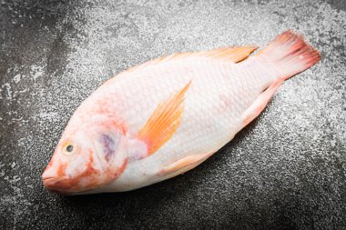 Ham tilapia taze balık