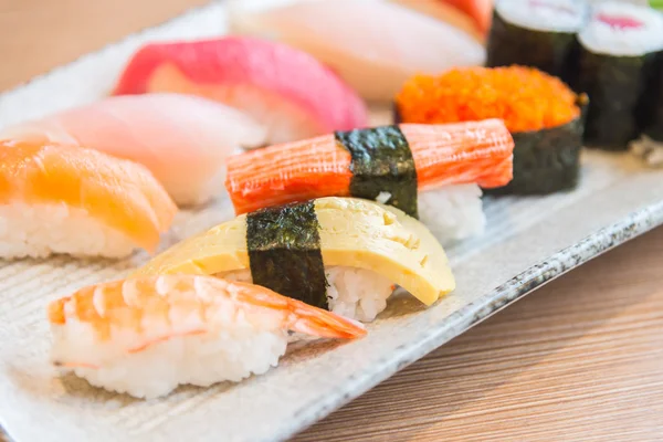 Comida japonesa Sushi — Fotografia de Stock