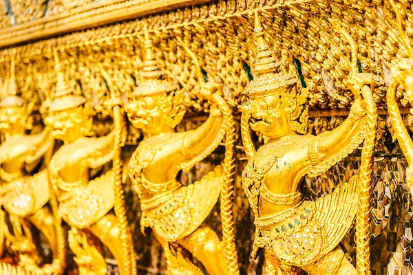 Wat Phra Kaew heykeller — Stok fotoğraf