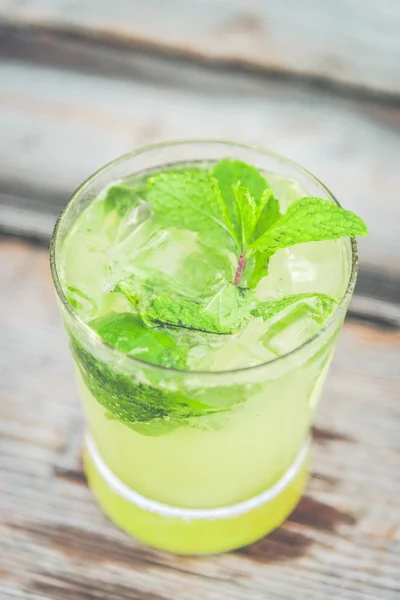 Cocktail al succo di lime Ice Mojito — Foto Stock