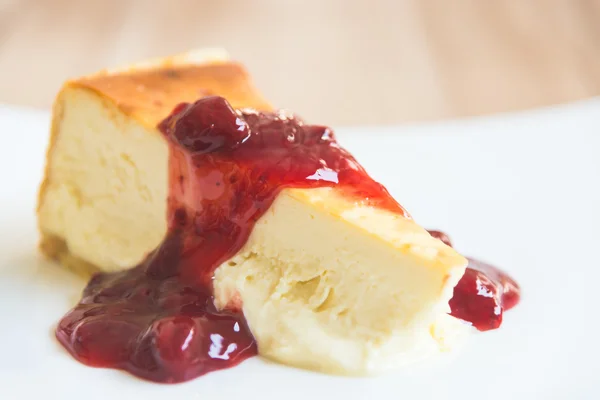 Enfoque suave en pastel de queso de fresa —  Fotos de Stock