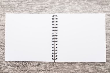 Beyaz kağıt kadar sahte