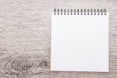 Beyaz kağıt kadar sahte