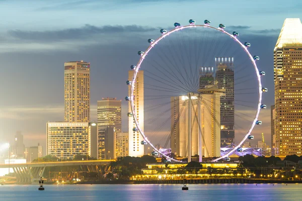 Słynnego diabelskiego młyna Singapore flyer — Zdjęcie stockowe