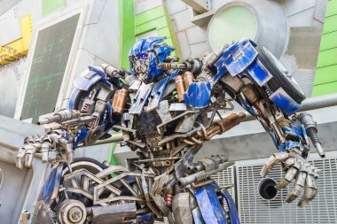 Autobot robot Sci-Fi City heykeli