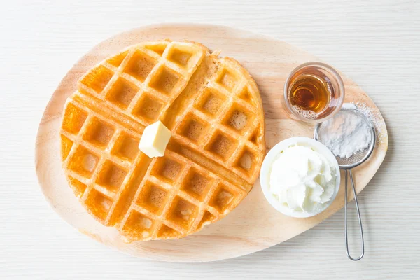 Waffles with butter and honey — Stock Photo, Image