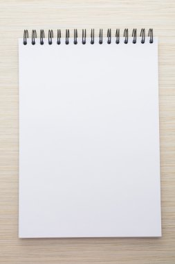 Beyaz kağıt kadar sahte