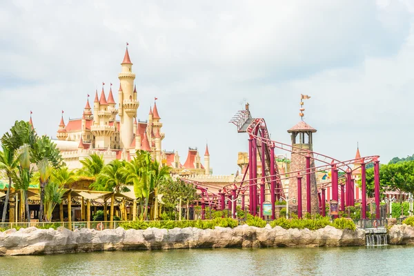 Castle and roller coaster in Universal studio — Stock Photo, Image