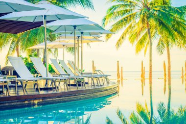 Lüks otel havuzu resort