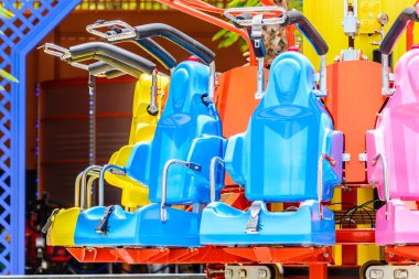 Eğlence Parkı boş sandalyeler