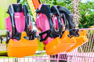 Eğlence Parkı boş sandalyeler