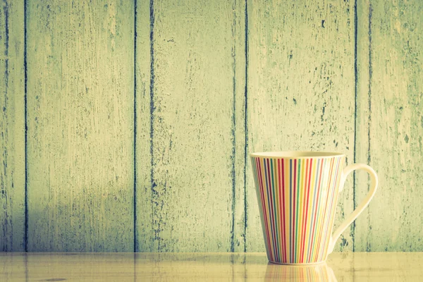 renkli kahve fincanı