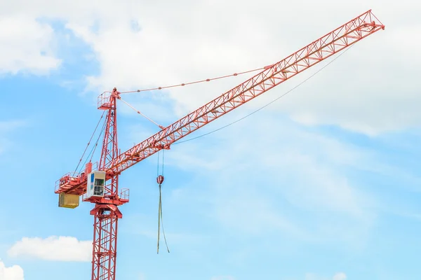 Crane on construction site — Stock Photo, Image