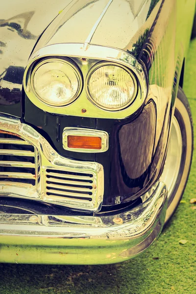 Lampe på vintage bil - Stock-foto