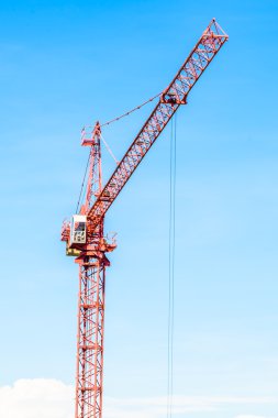 Vinçli inşaat alanı