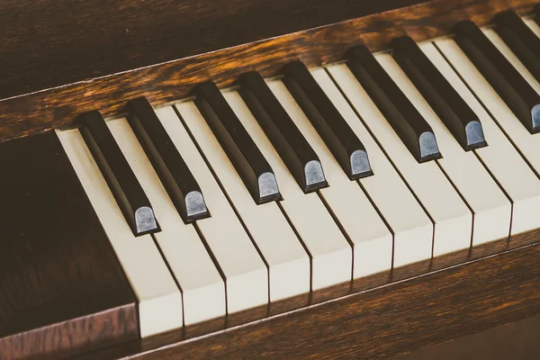 Vecchi tasti di pianoforte vintage — Foto Stock