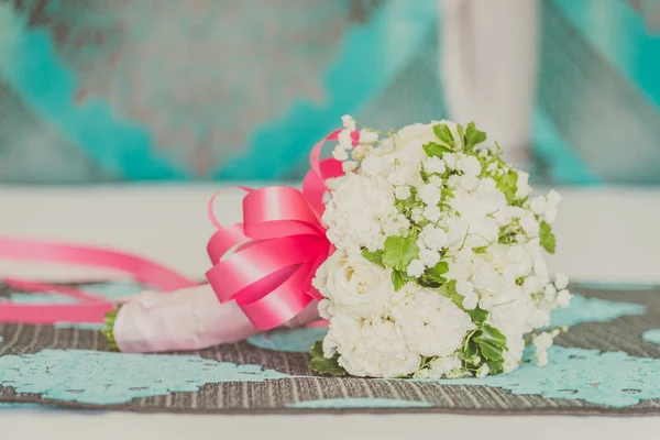 Boeket van mooie bloemen — Stockfoto