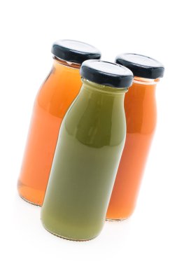 Meyve ve sebze suyu şişeleri