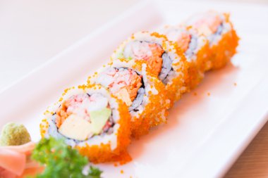 California roll maki sushi