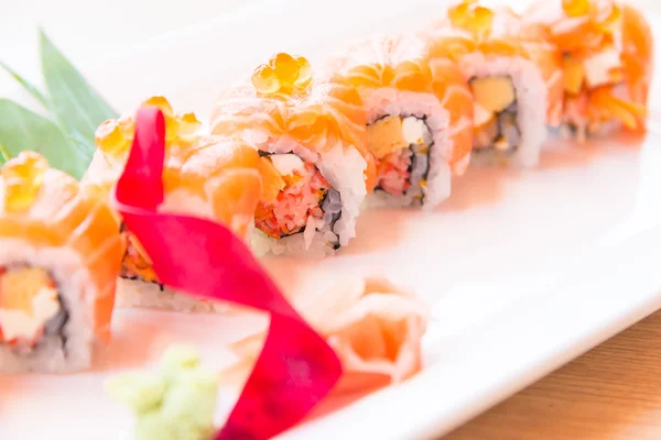 Salmon sushi roll — Stock Photo, Image