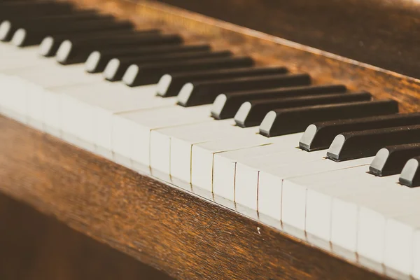 Velho vintage piano chaves — Fotografia de Stock