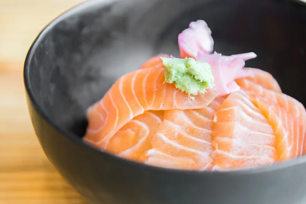 Arroz japonés con sashim de salmón —  Fotos de Stock