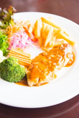 ızgara tavuk biftek