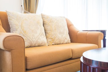 Oturma odası kanepe yastık