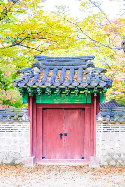 Arquitectura en el Palacio de Changdeokgung — Foto de Stock