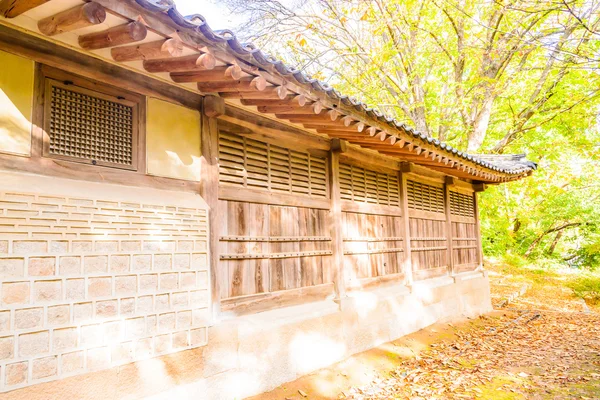 Arkitekturen i Changdeokgung Palace — Stockfoto