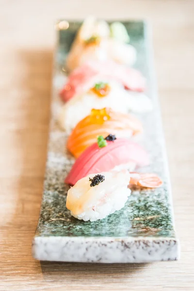 Japoneze sushi roll — Fotografie, imagine de stoc