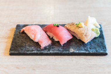 Japon balığı suşi