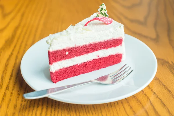 Gâteau crème velours rouge — Photo