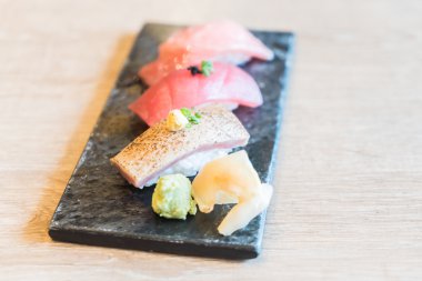 Japon balığı suşi