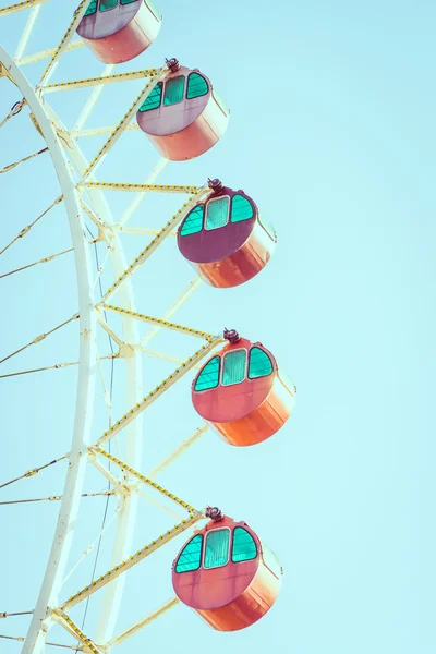 Riesenrad im Park — Stockfoto