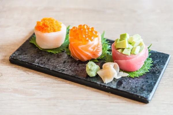 Japoneze sushi roll — Fotografie, imagine de stoc