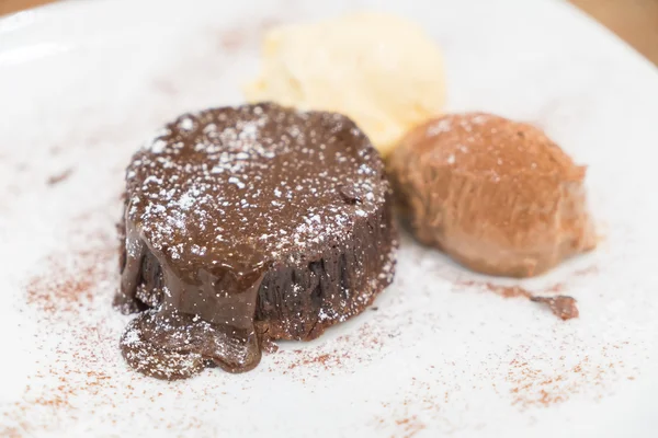 Choklad lava dessert — Stockfoto