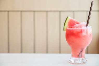 Taze Watemelon suyu