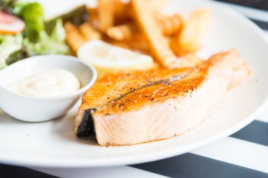 ızgara somon steak