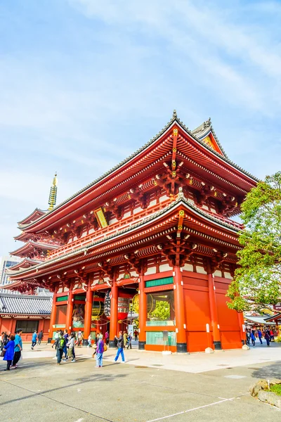 Belle architecture dans le temple Sensoji — Photo