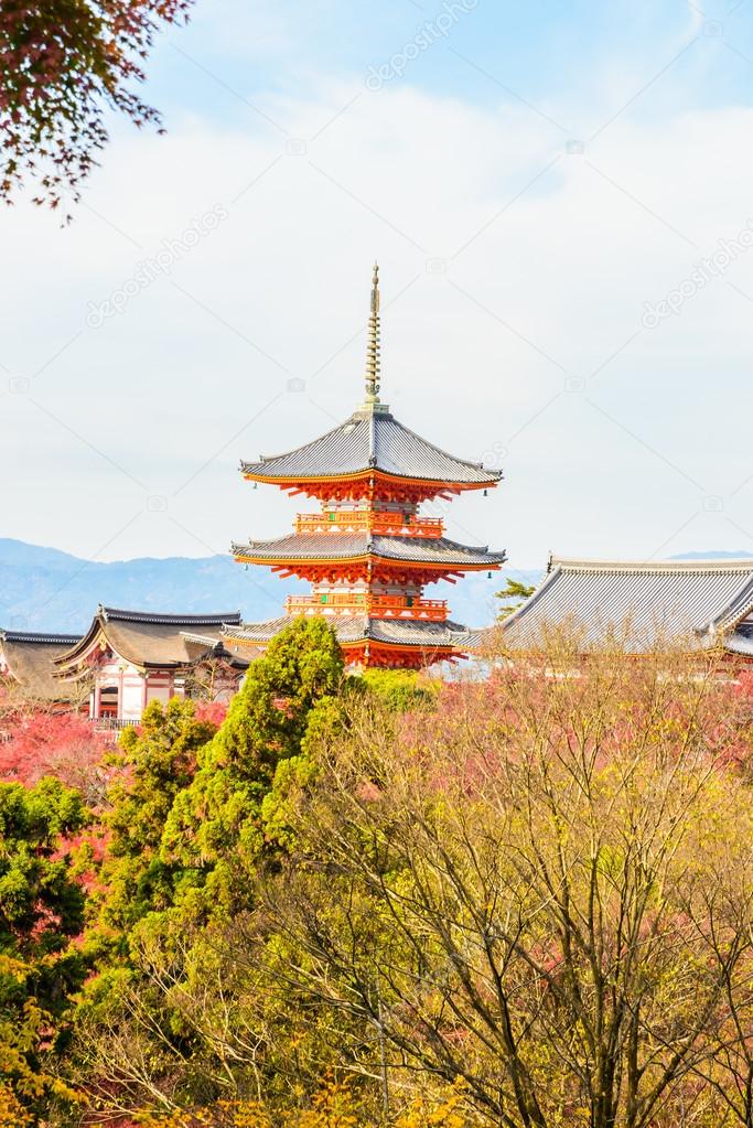 Kiyomizu-dera temple in autumn season