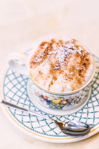 Vintage coffee cup — Stock Photo, Image