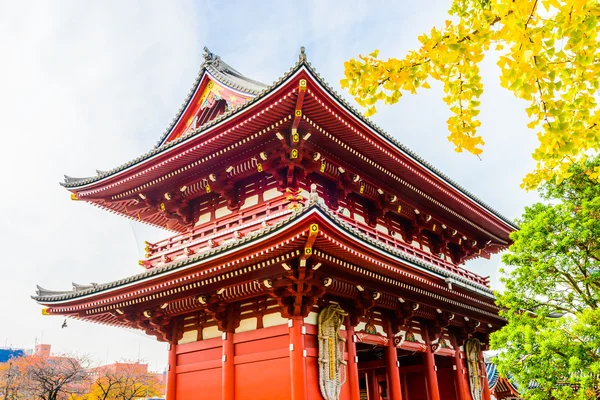 Hermosa arquitectura en el templo de Sensoji — Foto de Stock