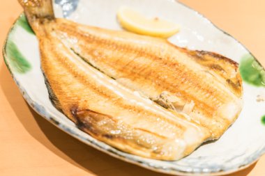 Nefis ızgara balık