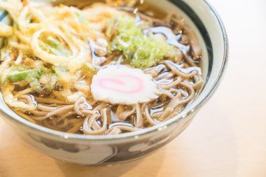Sıcak ramen noodle