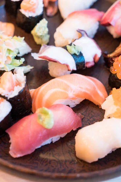 Nigiri sushi comida japonesa estilo — Foto de Stock